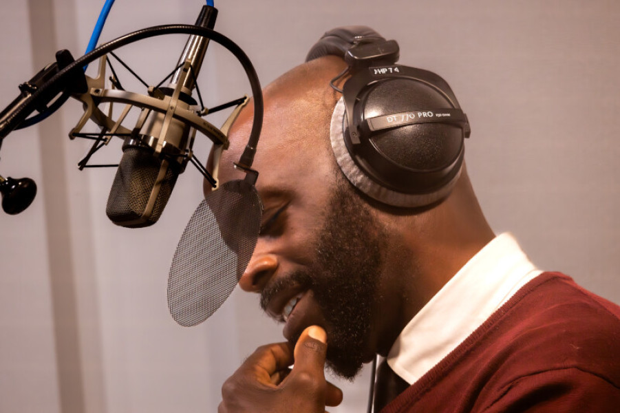 Alimi Ballard recording Vam PD © Deverill Weekes