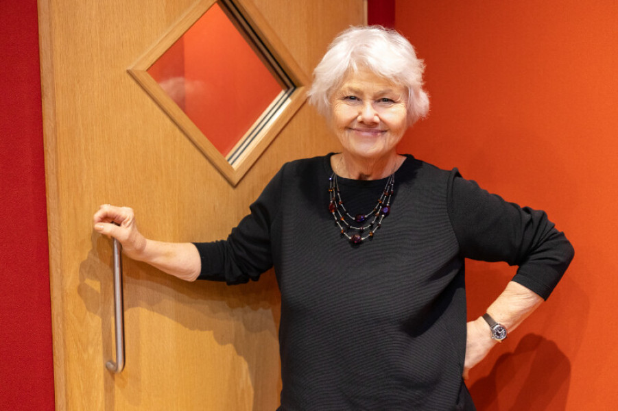 Annette Badland